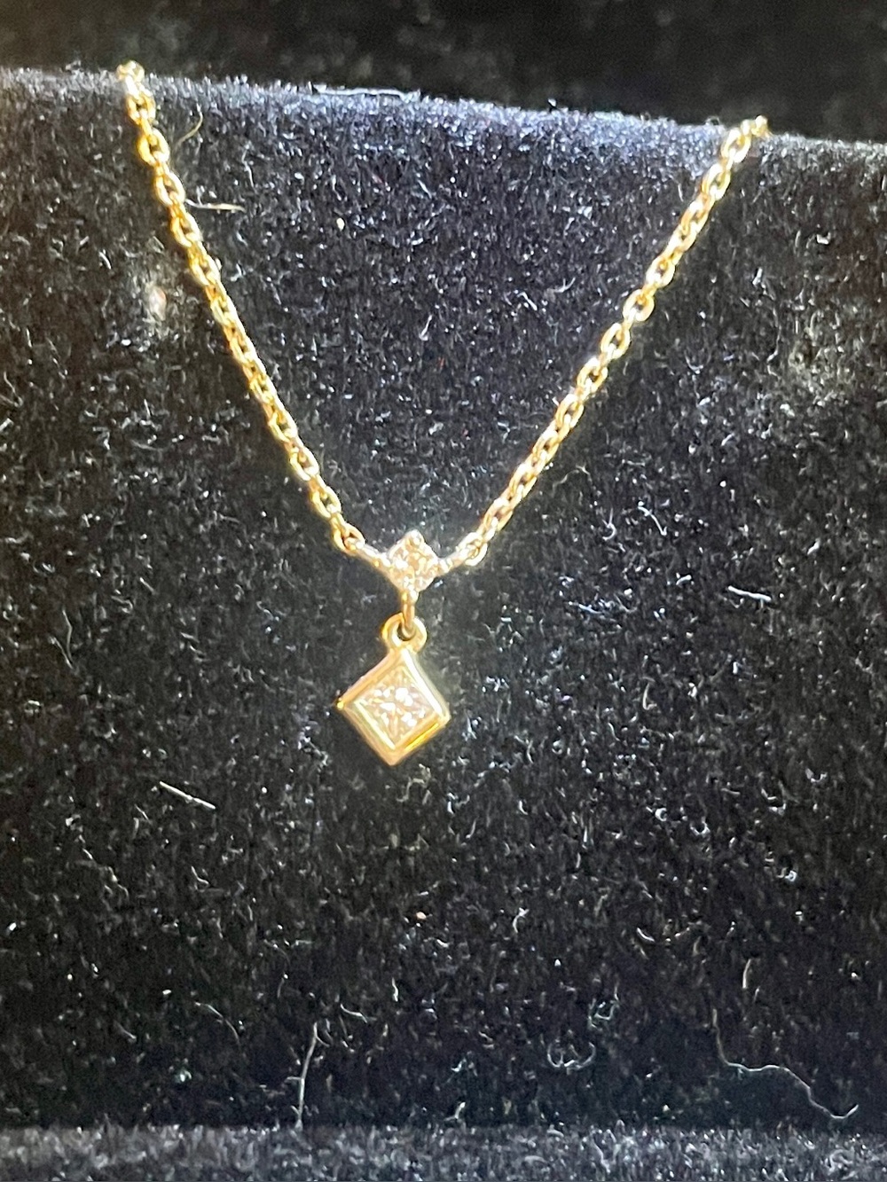 KENDRA SCOTT FINE JEWELRY MICHELLE 14K YELLOW GOLD & DIAMOND PENDANT NWT. 18”